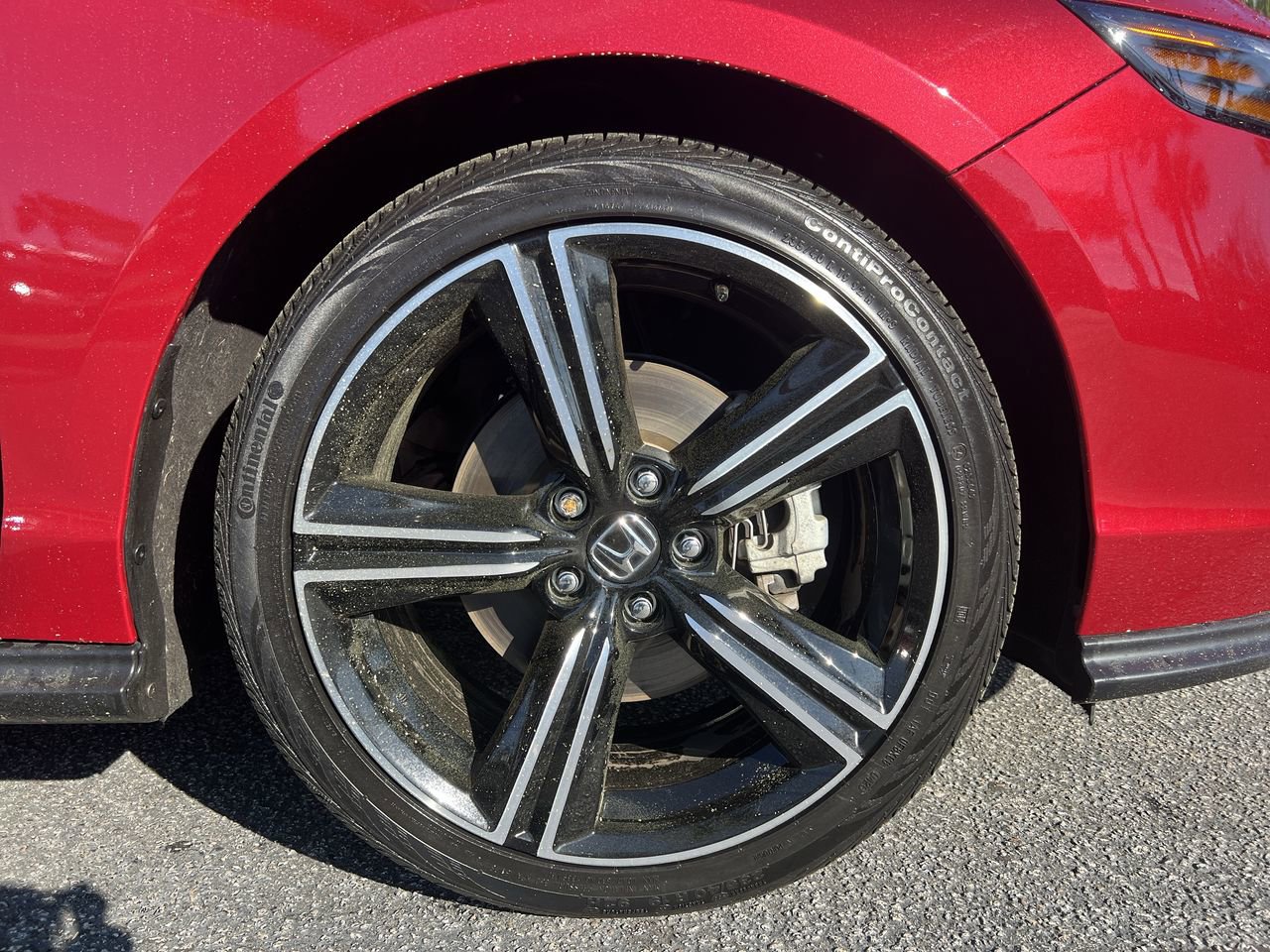 Used 2023 Honda Accord Sport image 13