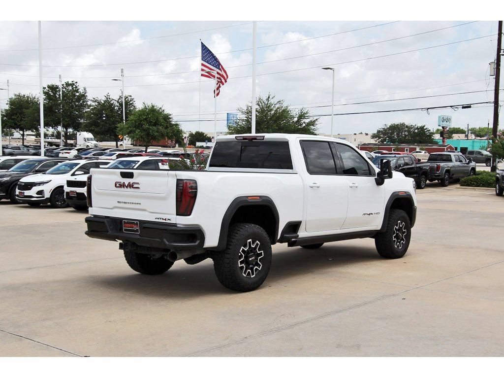 Used 2025 GMC Sierra 2500 AT4X AWD/4WD image 5