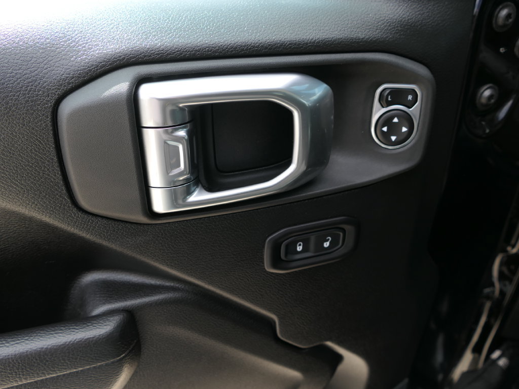 Certified 2026 Jeep Gladiator Mojave AWD/4WD image 16