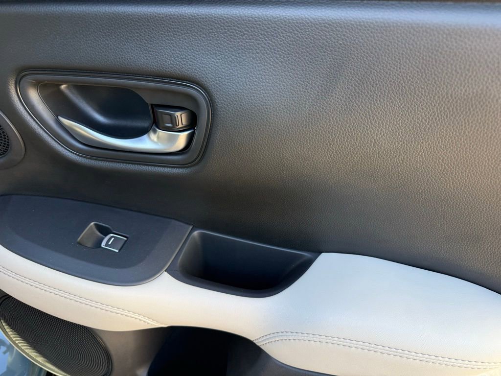 New 2026 Honda HR-V EX-L image 37