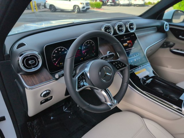 New 2026 Mercedes-Benz GLC 300 image 3
