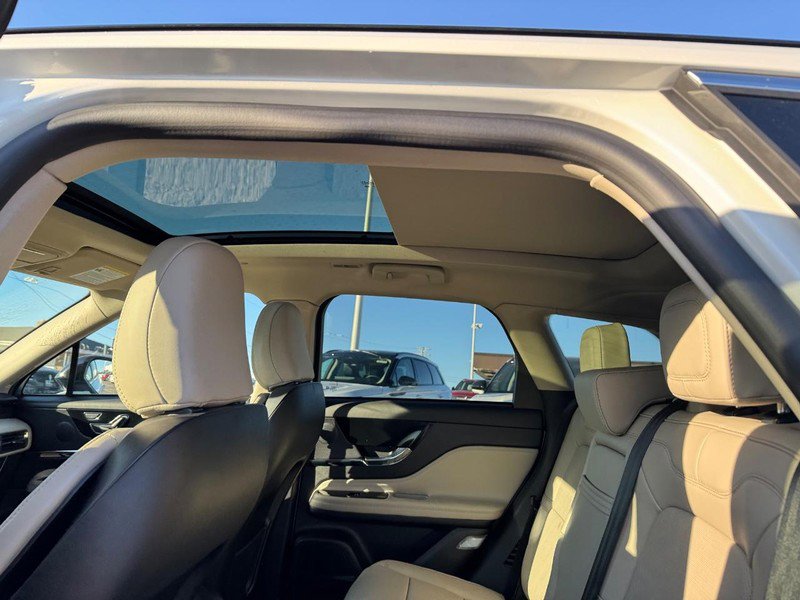 New 2025 Lincoln Corsair Grand Touring image 11