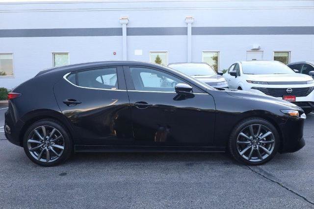 Used 2022 MAZDA MAZDA3 s FWD image 5
