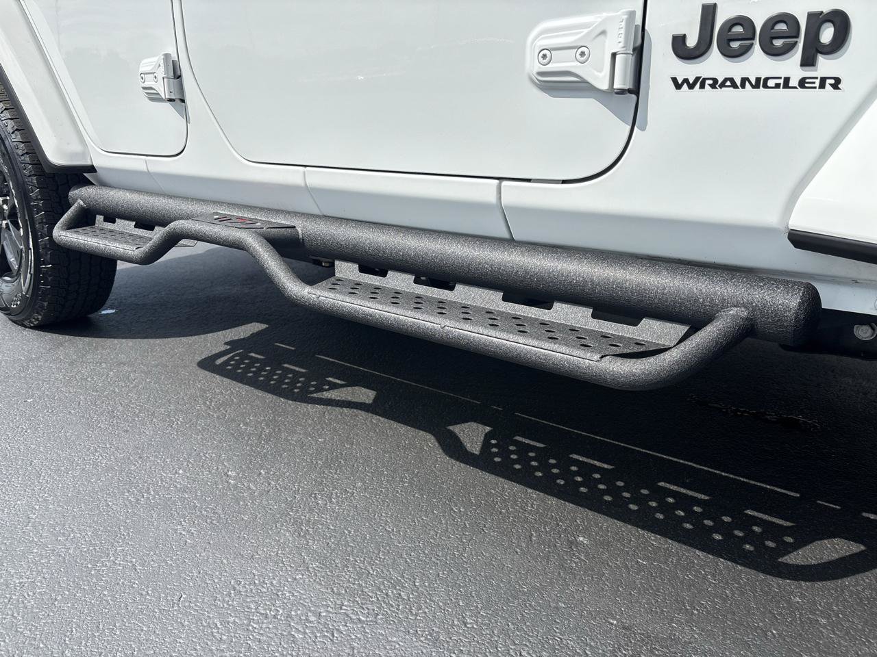 Used 2023 Jeep Wrangler Unlimited Sport AWD/4WD image 34