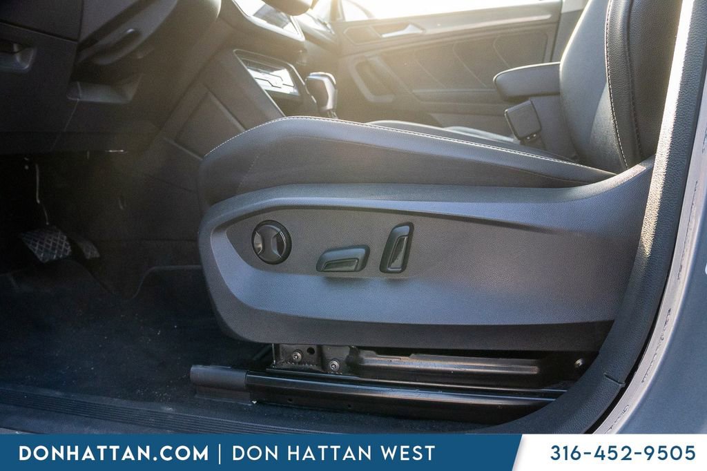 Used 2023 Volkswagen Tiguan SE FWD image 18