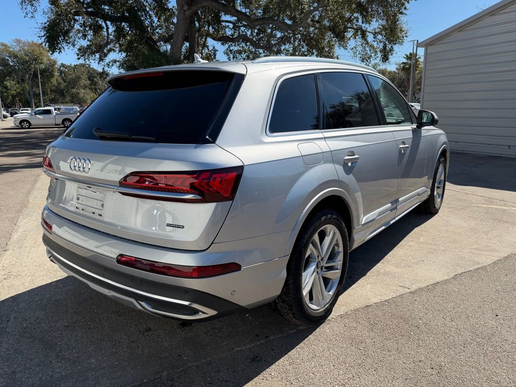 Used 2022 Audi Q7 Premium Plus w/ Premium Plus Package image 6