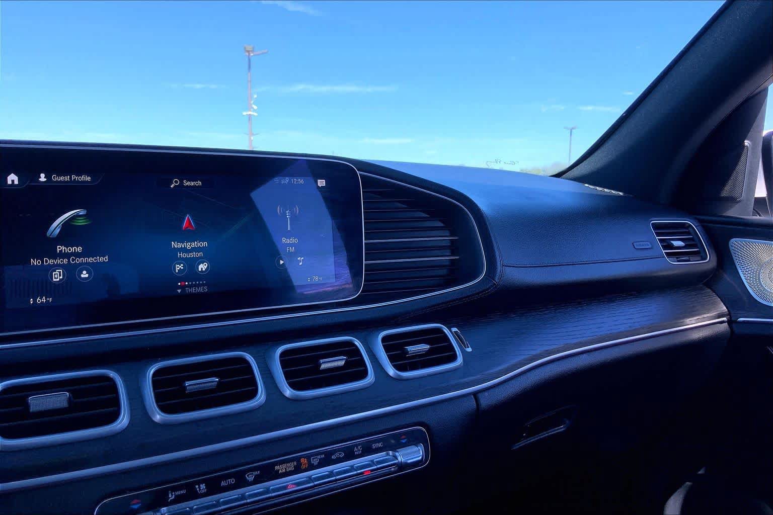 Used 2023 Mercedes-Benz GLS 450 4MATIC image 35