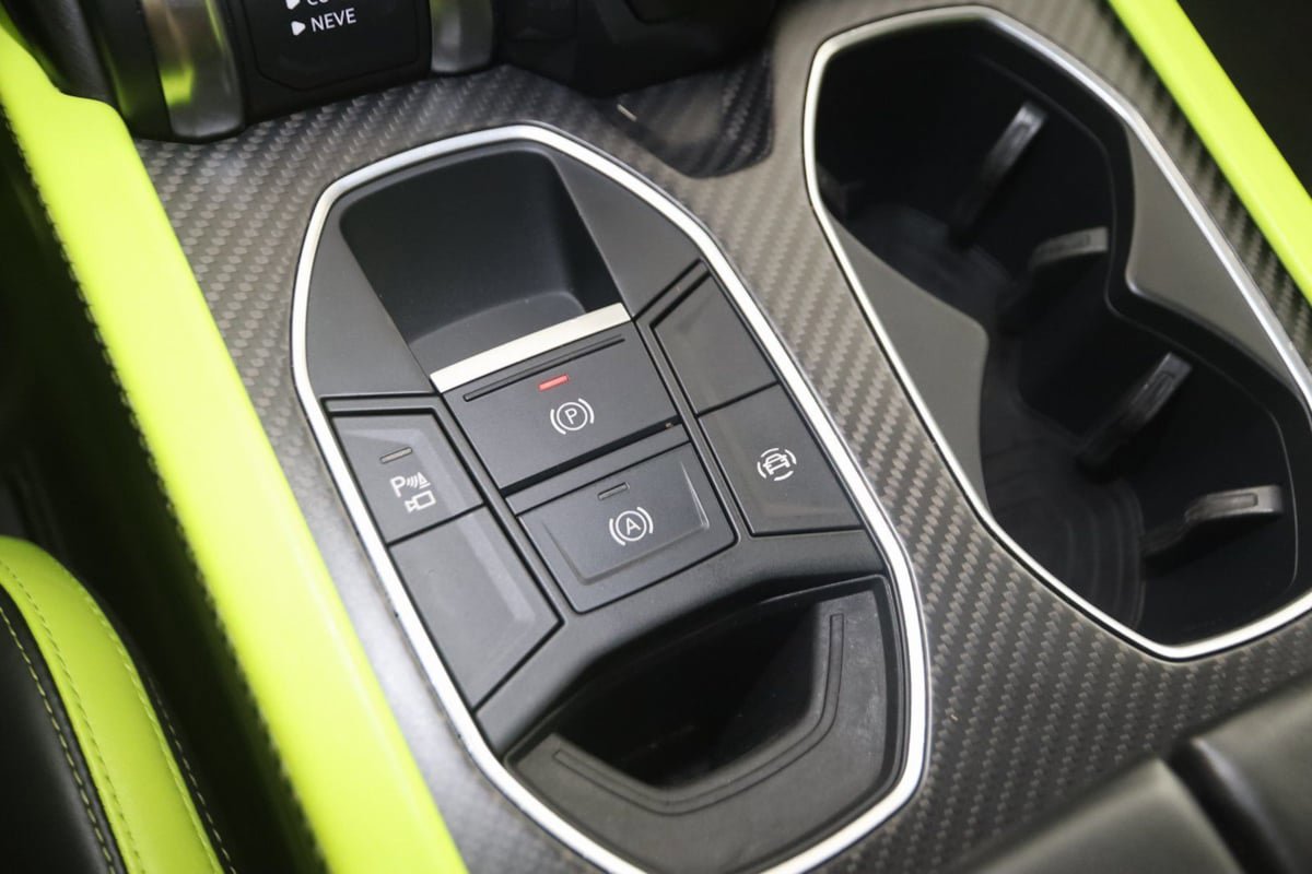 Used 2022 Lamborghini Urus AWD/4WD image 53