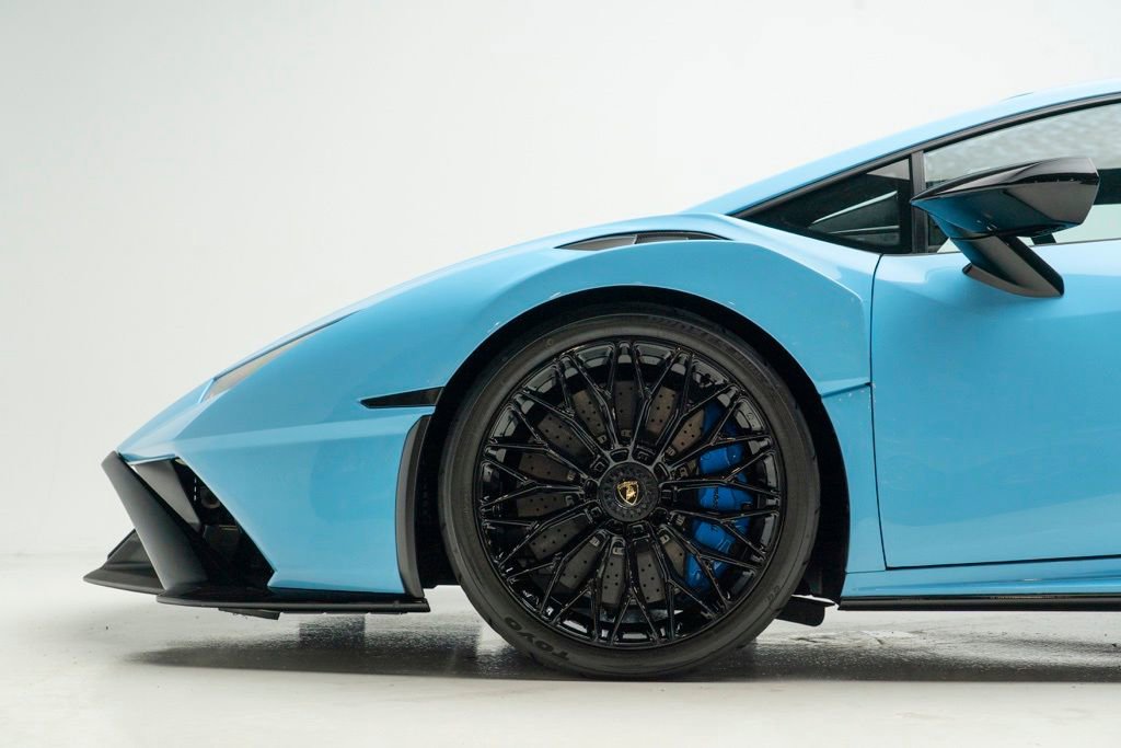 Used 2022 Lamborghini Huracan STO RWD image 63