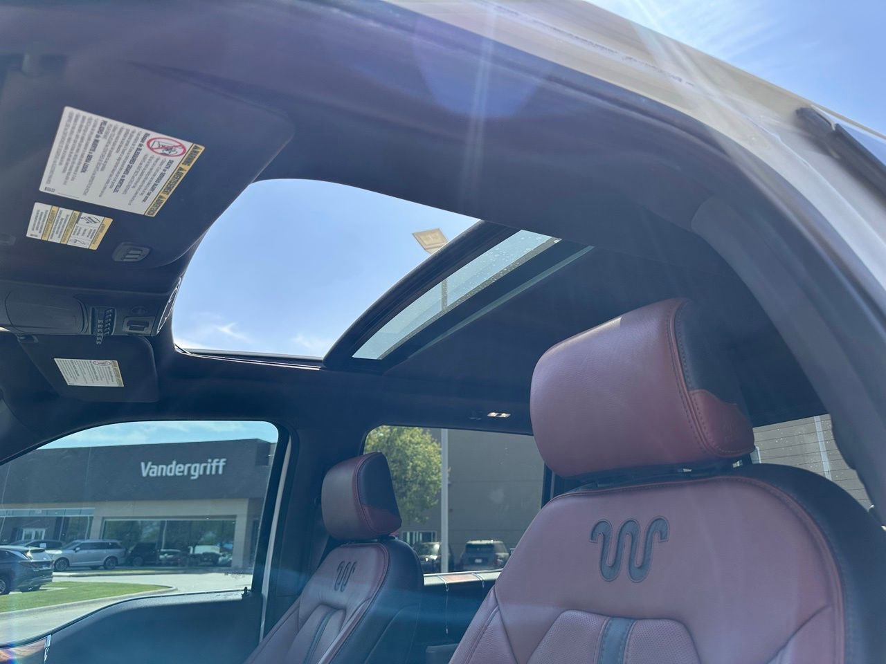 Used 2022 Ford F250 King Ranch w/ Tremor Off-Road Package image 23