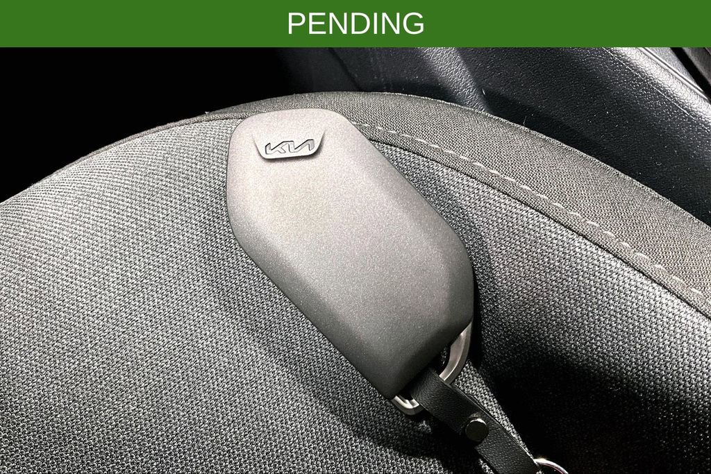 New 2025 Kia K4 LXS FWD image 23