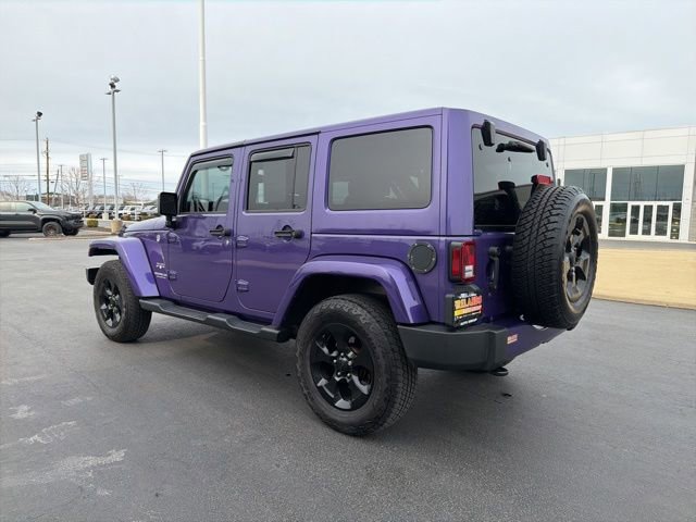 Used 2017 Jeep Wrangler Unlimited Sahara w/ Connectivity Group image 5