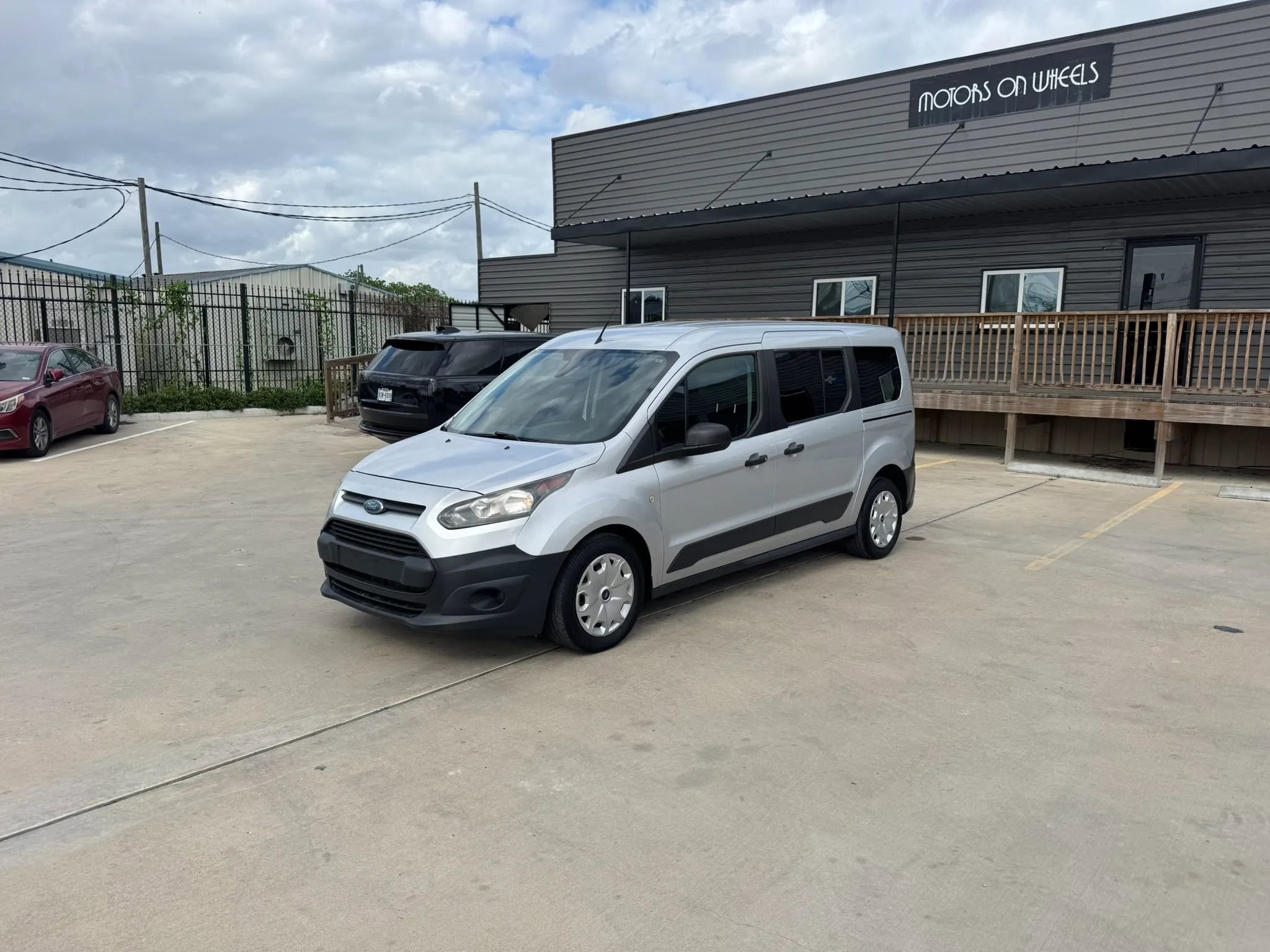 Used 2017 Ford Transit Connect XL