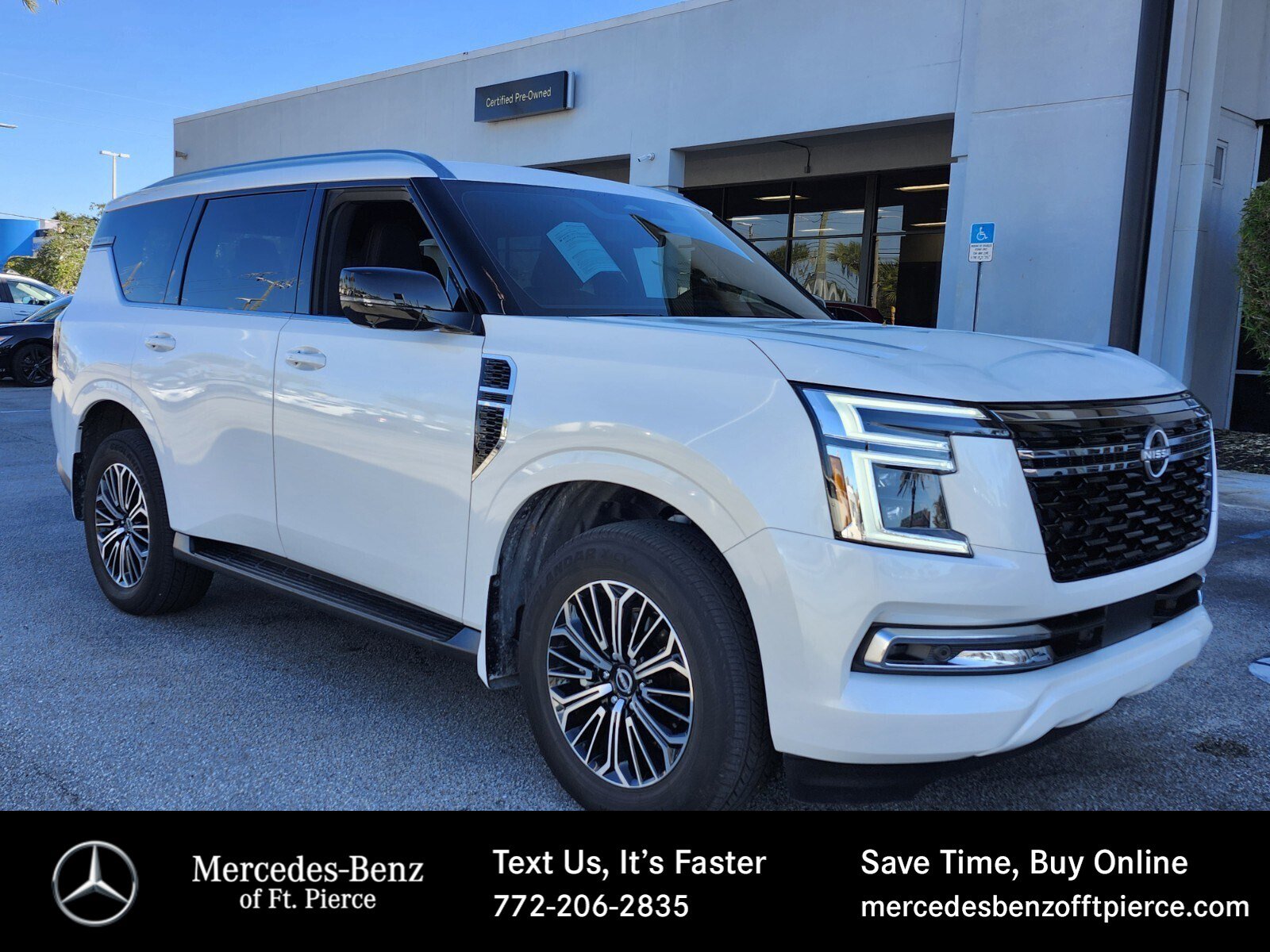 Used 2025 Nissan Armada SL w/ Captain's Chari Seat Package image 1