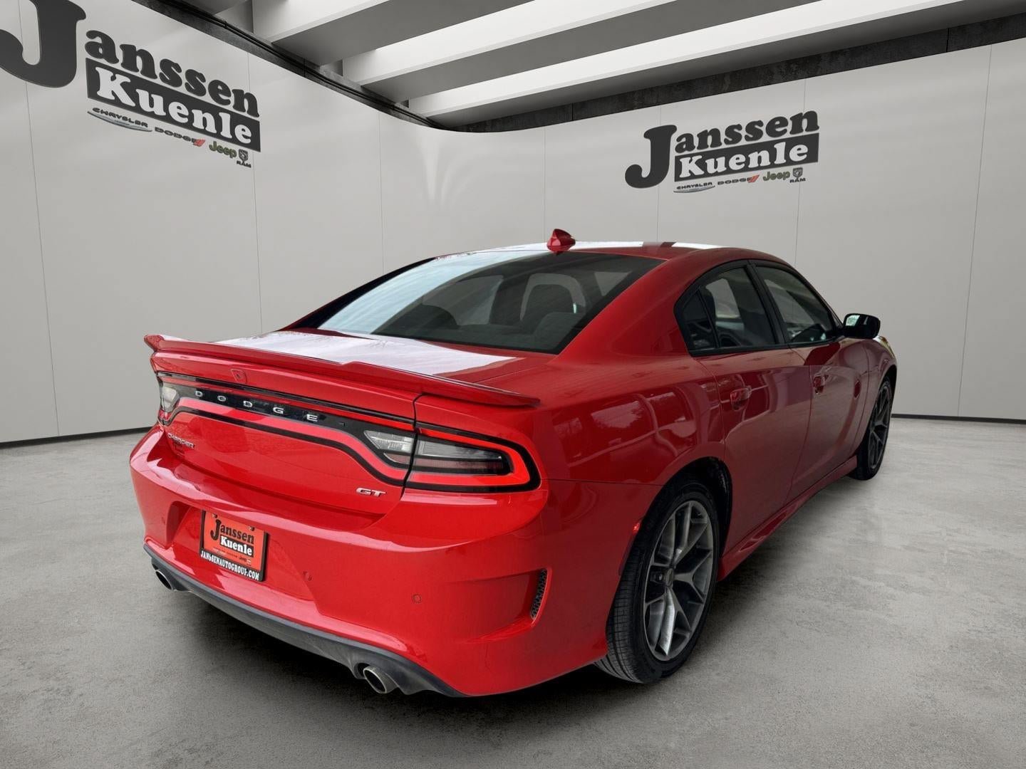 Used 2022 Dodge Charger GT RWD image 3