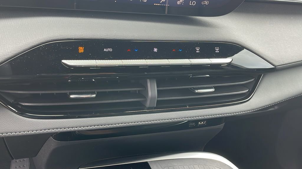 New 2026 Buick Enclave Sport Touring w/ Power Package image 19