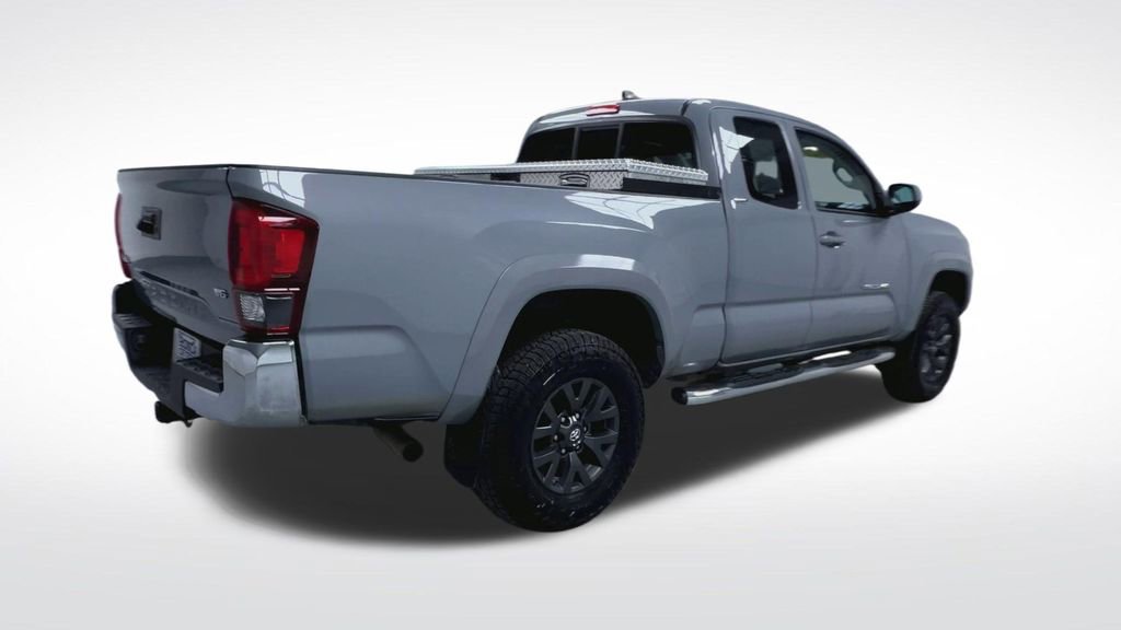 Used 2021 Toyota Tacoma SR5 AWD/4WD image 23