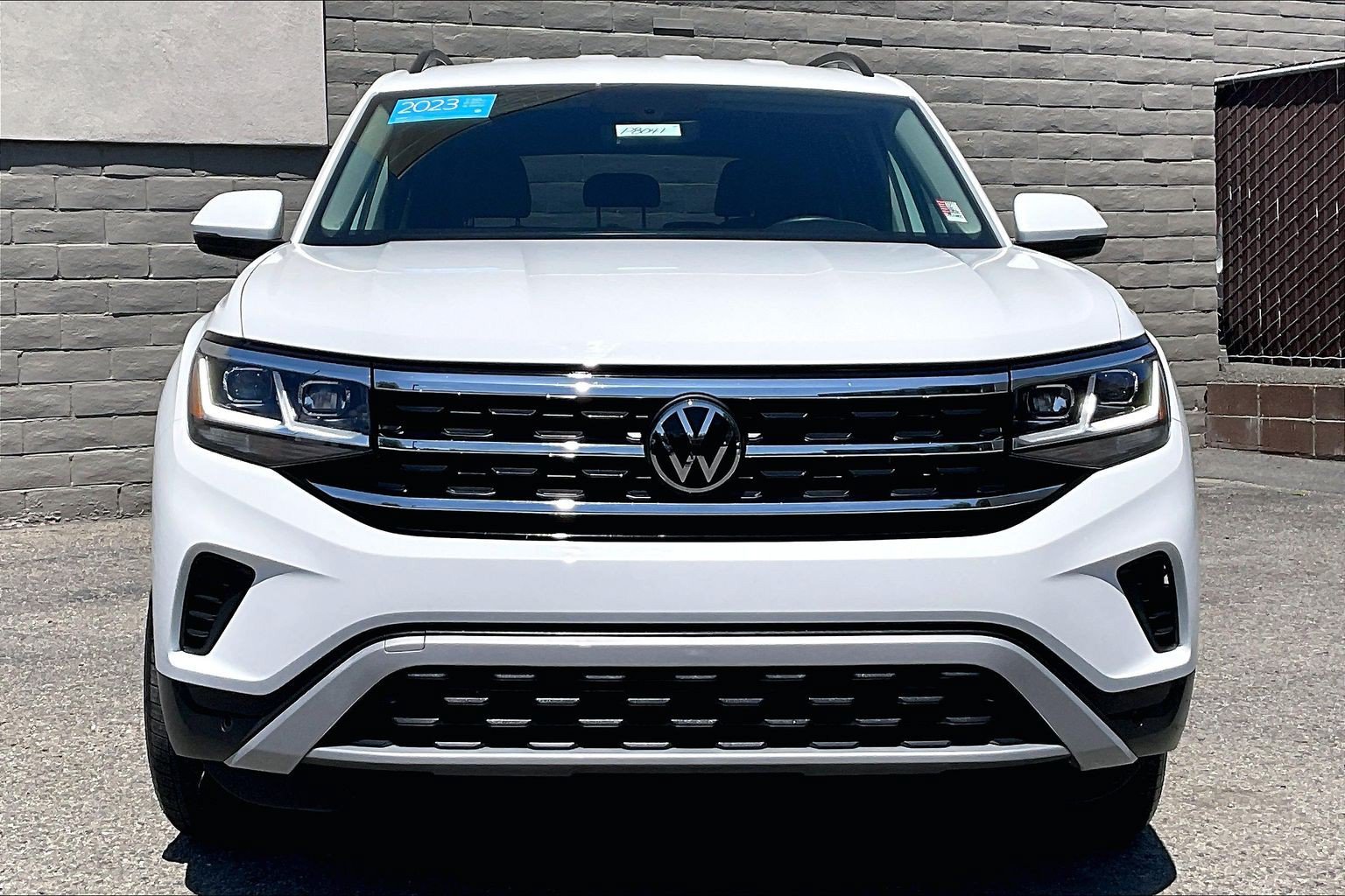 Certified 2023 Volkswagen Atlas SE AWD/4WD image 2