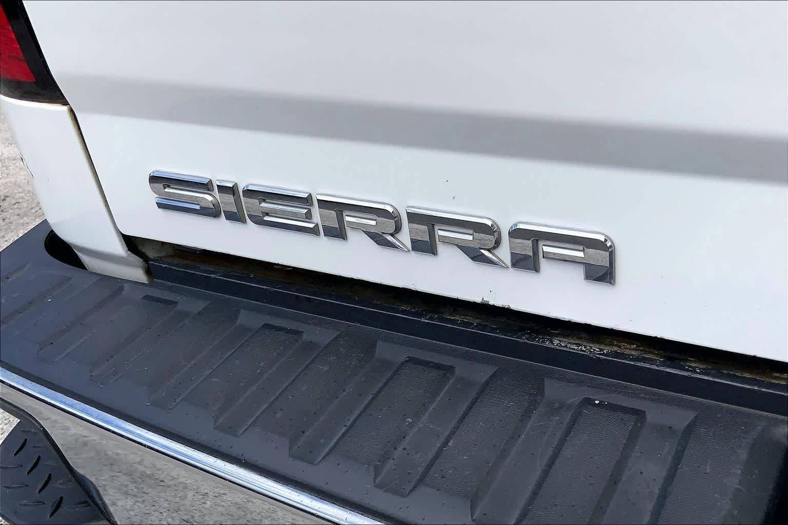 Used 2018 GMC Sierra 1500 2WD Regular Cab image 7