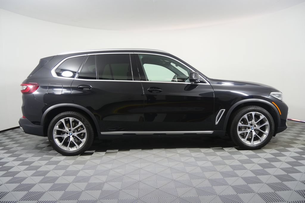 Used 2023 BMW X5 xDrive40i AWD/4WD image 6