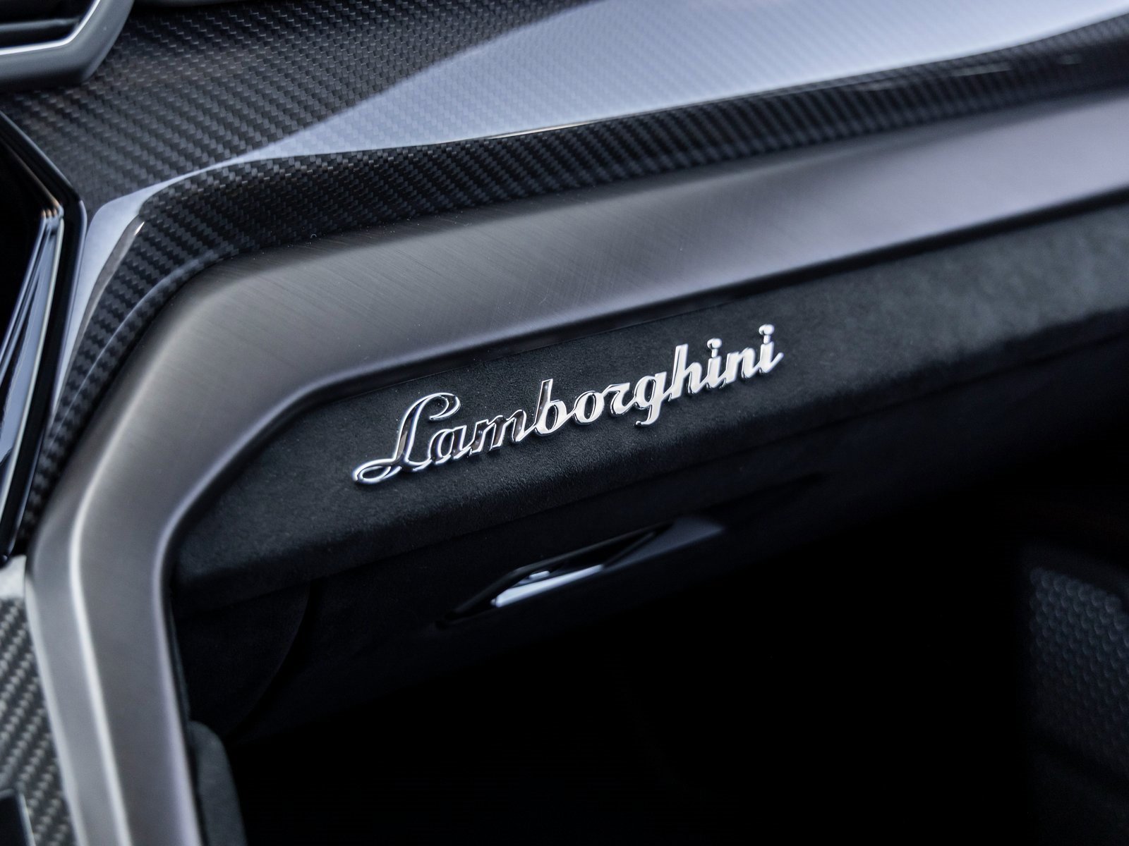 Used 2024 Lamborghini Urus Performante image 35