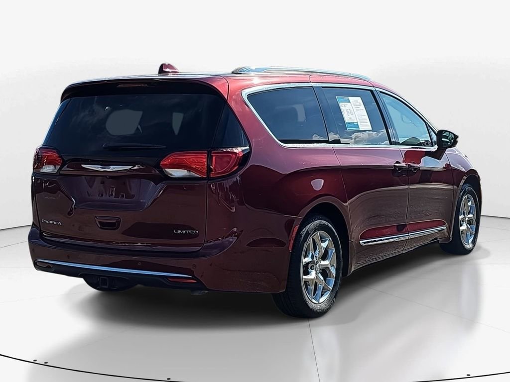 Used 2020 Chrysler Pacifica Limited image 5