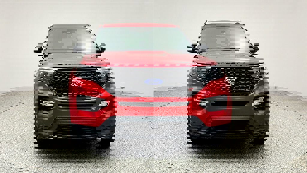 Used 2023 Ford Explorer ST w/ Equipment Group 401A image 2