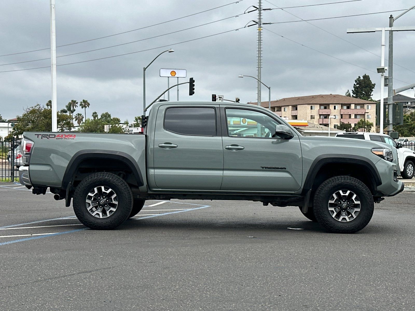 Used 2023 Toyota Tacoma TRD Off-Road AWD/4WD image 6