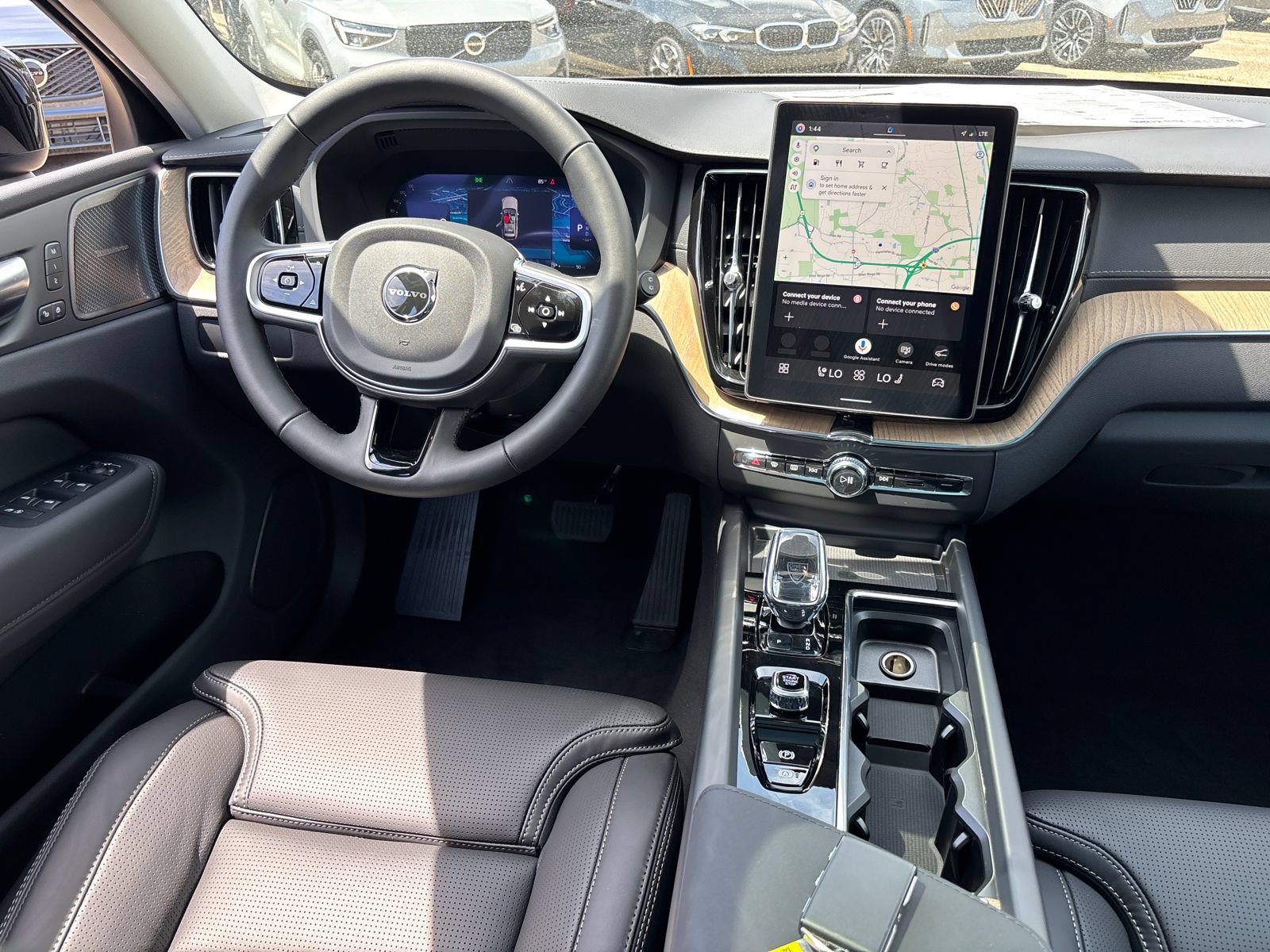New 2026 Volvo XC60 B5 Ultra w/ Protection Package Premier AWD/4WD image 29