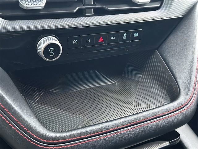 Used 2025 Ford Explorer ST-Line w/ ST-Line Street Pack image 15