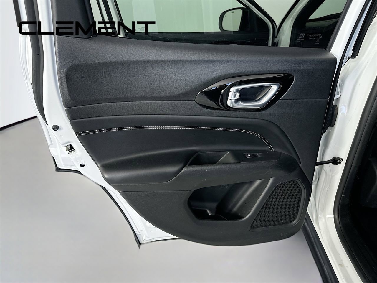 Used 2022 Jeep Compass Altitude image 29