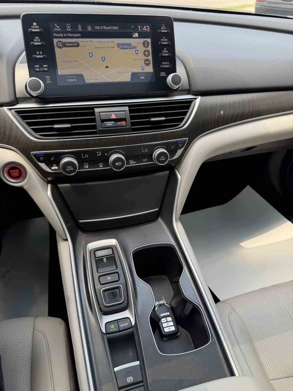 Used 2018 Honda Accord Touring image 26
