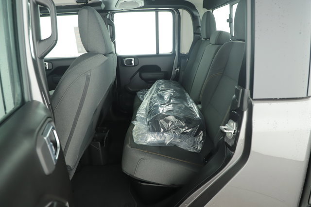 New 2026 Jeep Gladiator Sport image 9