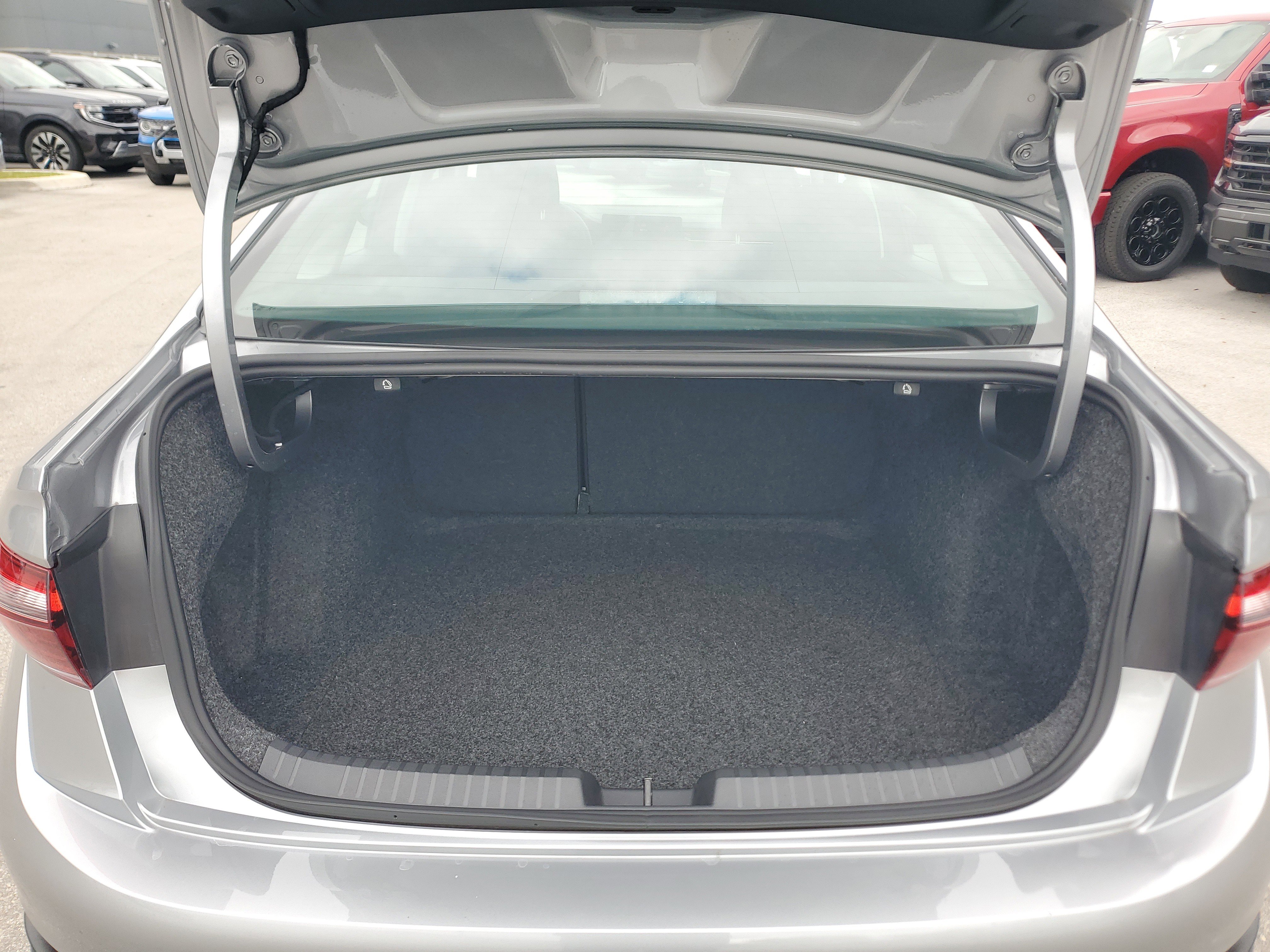 Used 2025 Volkswagen Jetta S image 29