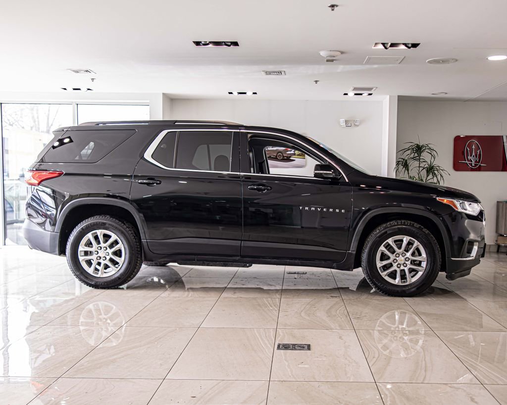 Used 2019 Chevrolet Traverse LT w/ LPO, Floor Liner Package image 9
