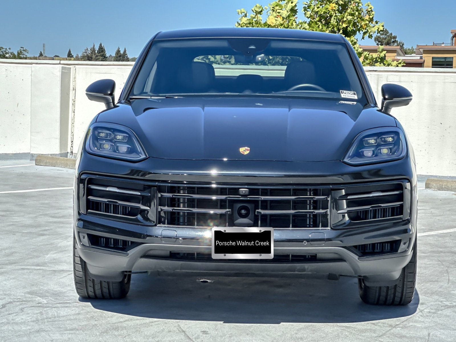 Certified 2025 Porsche Cayenne Coupe AWD/4WD image 12