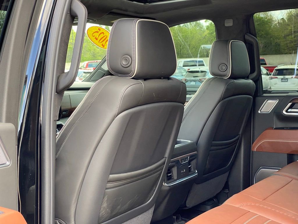 Used 2025 GMC Sierra 2500 Denali Ultimate AWD/4WD image 26