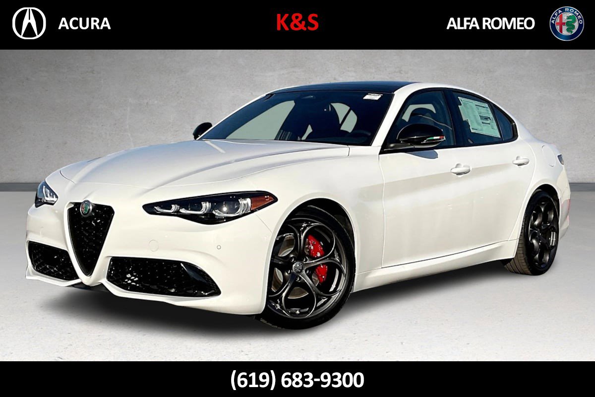 New 2025 Alfa Romeo Giulia w/ Driving Assist Package