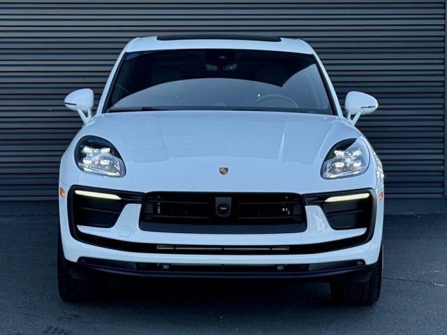 New 2026 Porsche Macan image 10