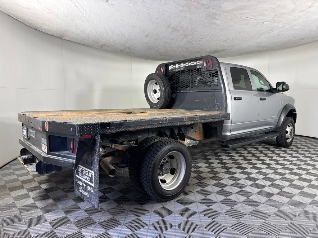 Used 2022 RAM 5500 Tradesman w/ Chrome Appearance Group AWD/4WD image 5