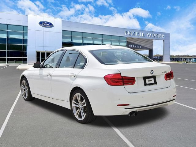 Used 2017 BMW 330i Sedan RWD image 2