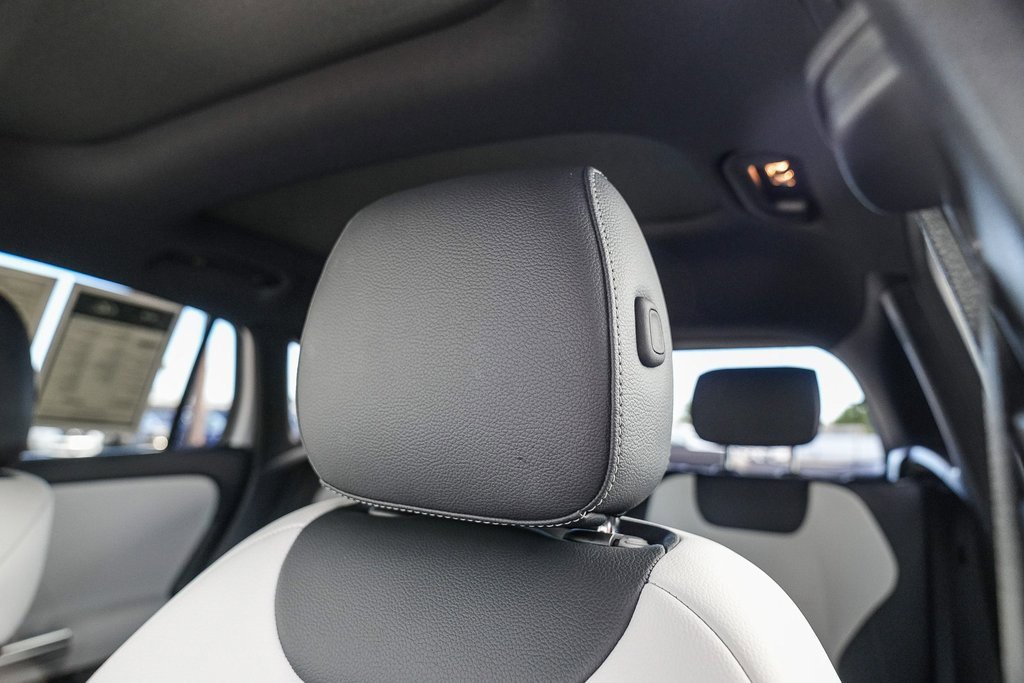 Used 2022 Mercedes-Benz GLA 250 image 23