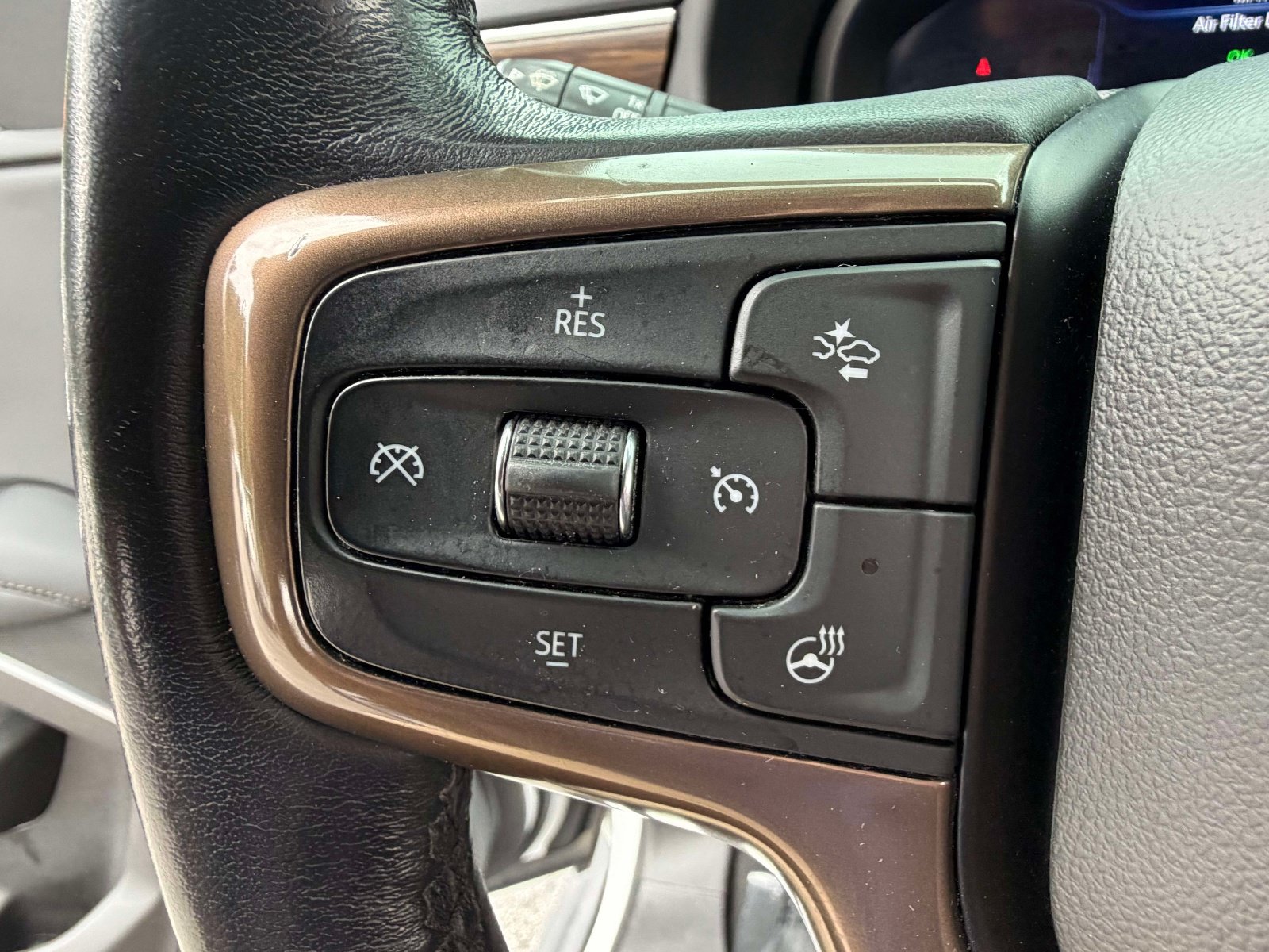 Used 2022 Chevrolet Tahoe High Country AWD/4WD image 14