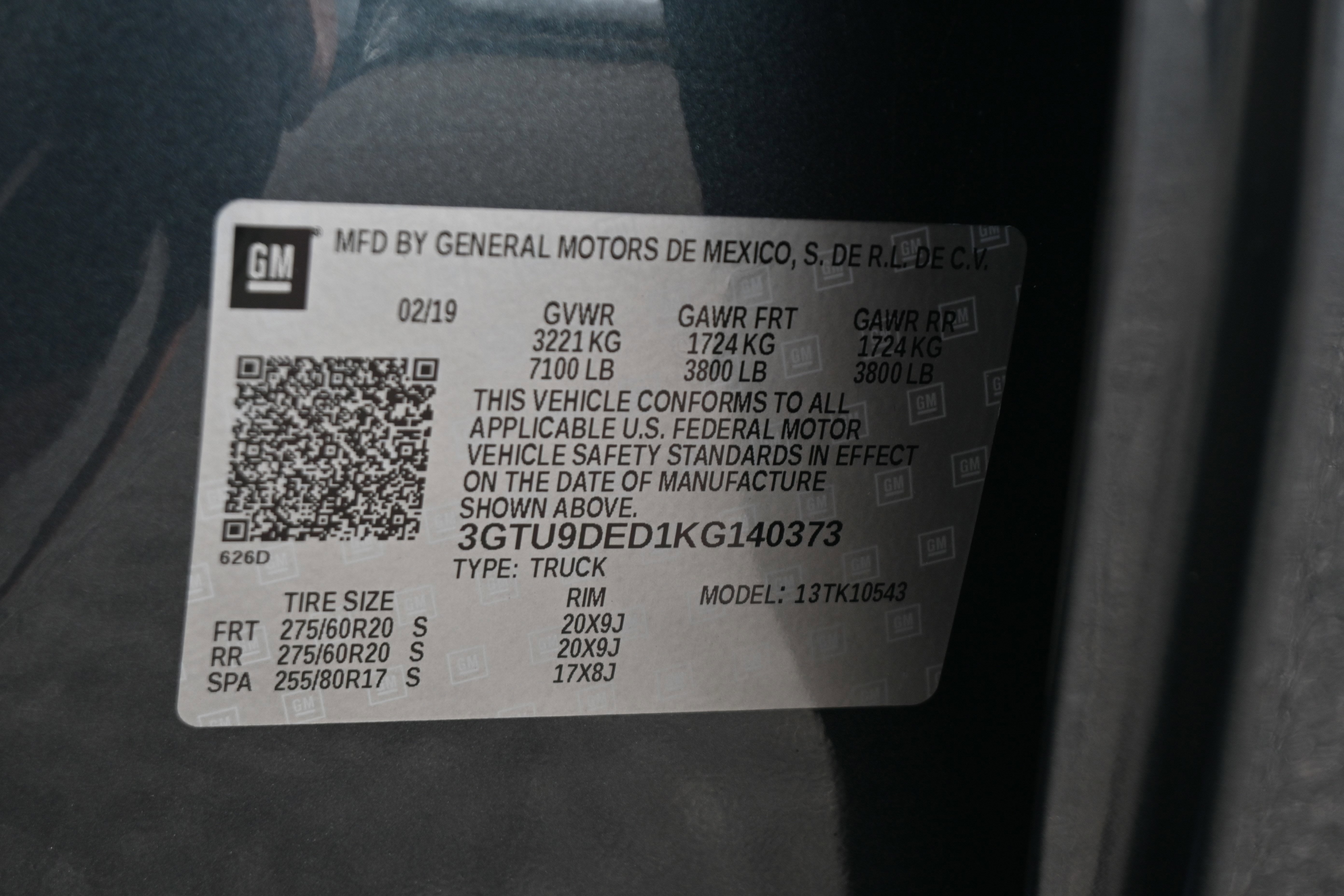 Used 2019 GMC Sierra 1500 SLT w/ SLT Premium Plus Package AWD/4WD image 17