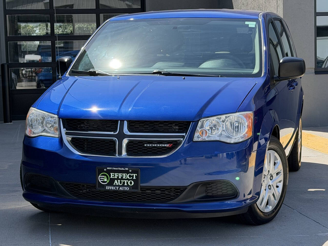 Used 2018 Dodge Grand Caravan SE w/ Power Convenience Group I FWD image 6