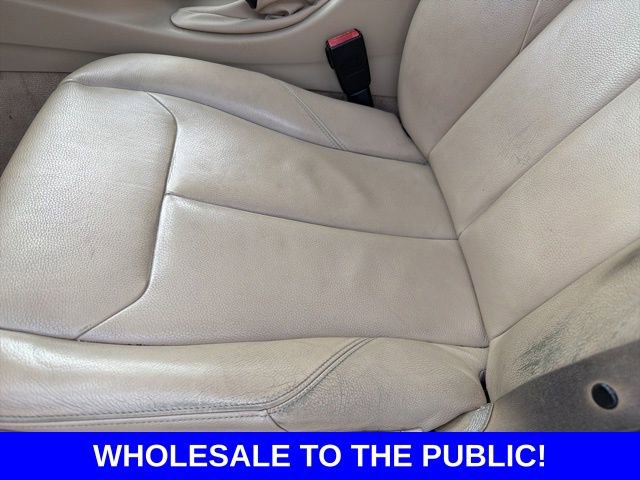 Used 2015 BMW 320i Sedan image 23