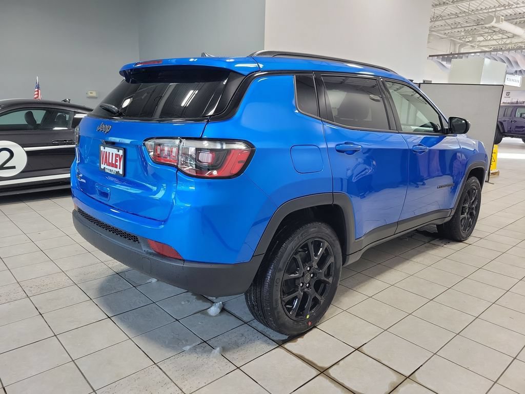 New 2026 Jeep Compass Latitude AWD/4WD image 6