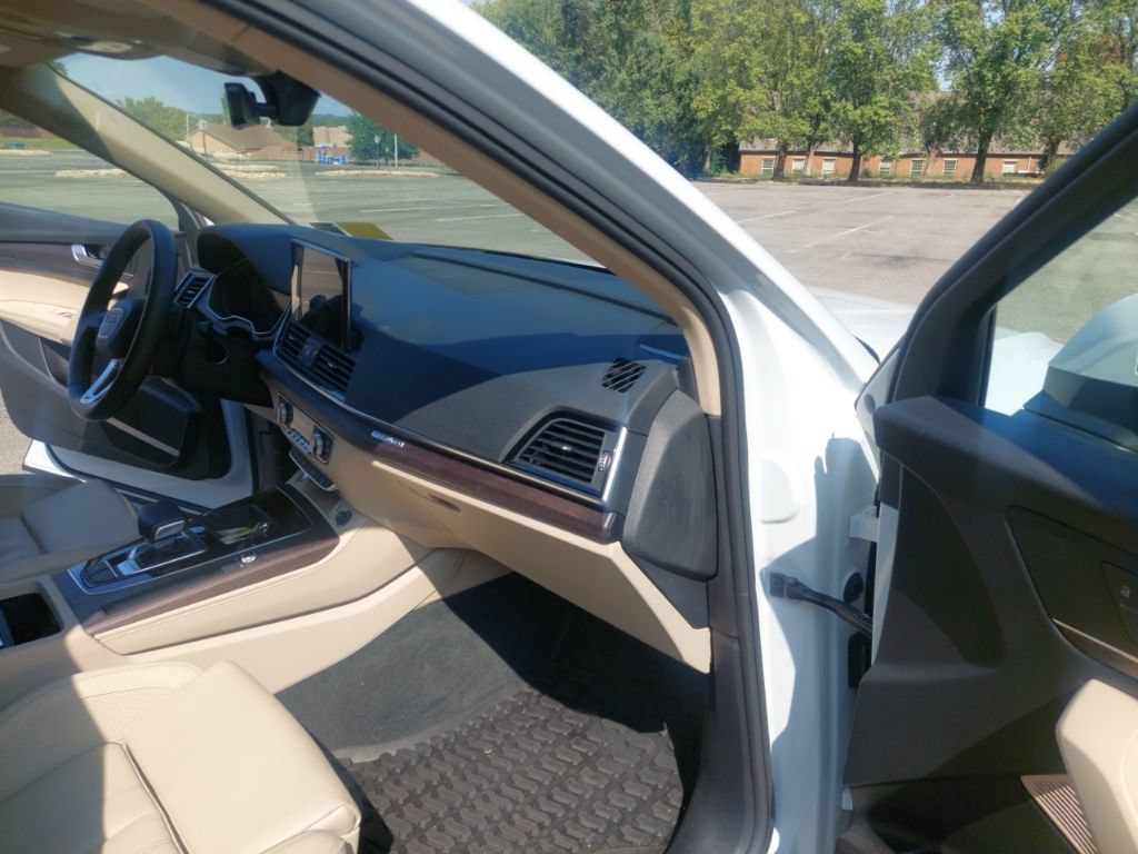 Used 2024 Audi Q5 2.0T Prestige AWD/4WD image 35