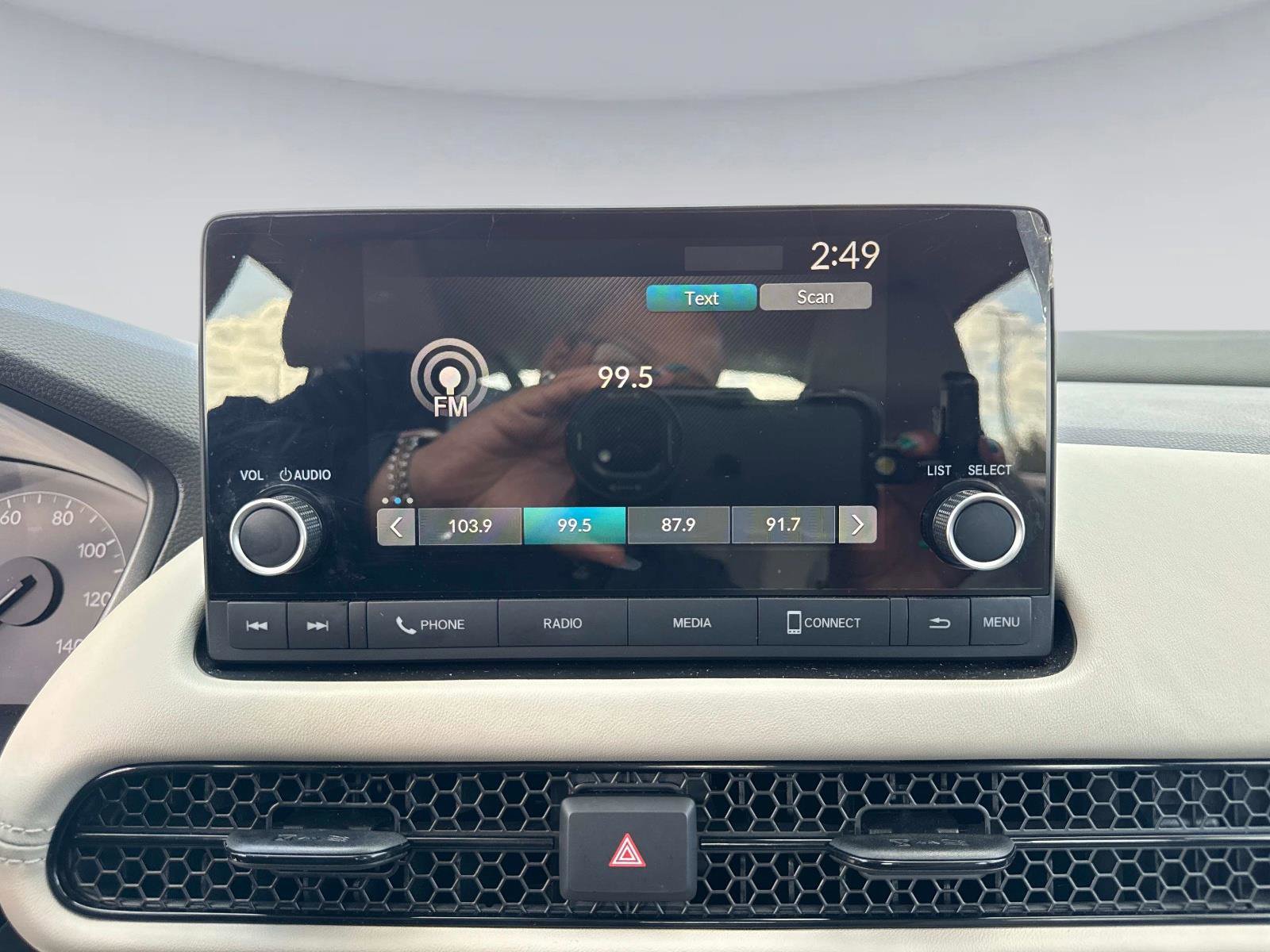 Certified 2023 Honda HR-V LX image 22