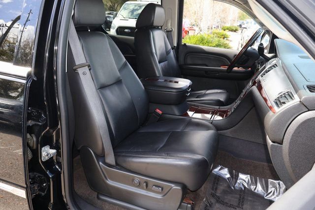 Used 2009 Cadillac Escalade Hybrid image 21
